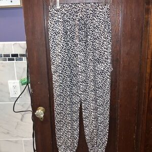 BELINDA LEOPARD PRINT WOMENS CARGO ELASTIC WAIST PANTS MEDIUM